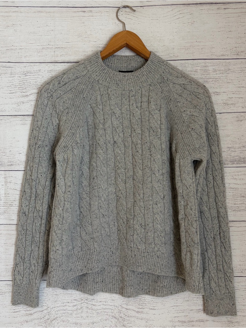 Minnie Rose Classic Crewneck Cable Knit Cashmere Sweater.